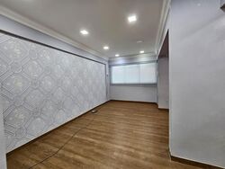 Jurong East Avenue 1 (D22), Shop House #566892861